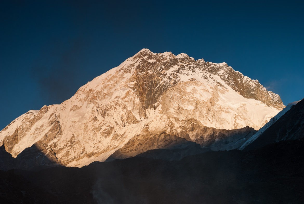 Nuptse widoczne z wioski Lobuche