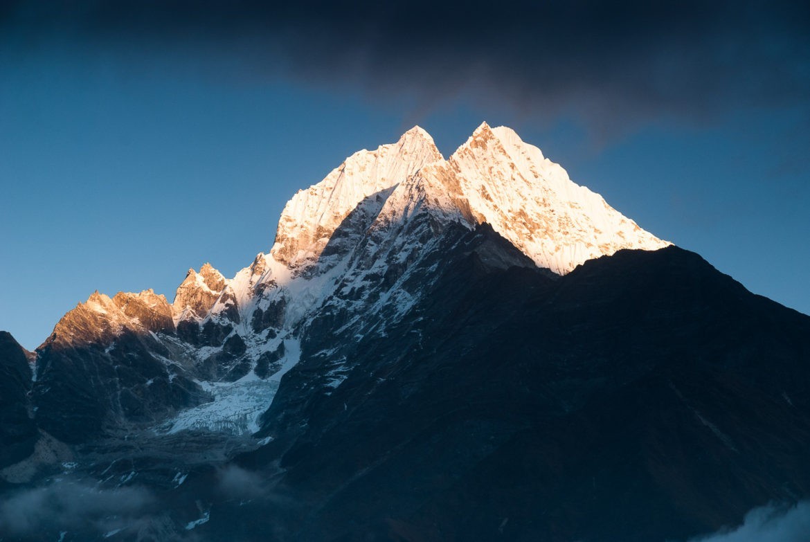 Szczyt Thamserku (6608m) z Namche Bazar