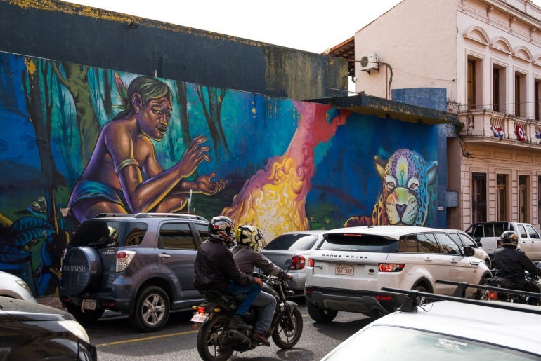 Mural w centrum Asuncion