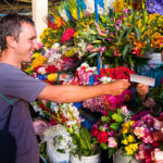 Kwiaciarka odbiera swój portret