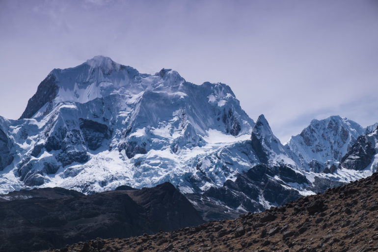 Yerupajá (6635 m), najwyższy szczyt Kordyliery Huayhuash